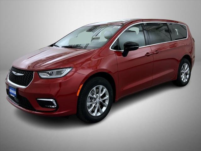 2026 Chrysler Pacifica Select's photo