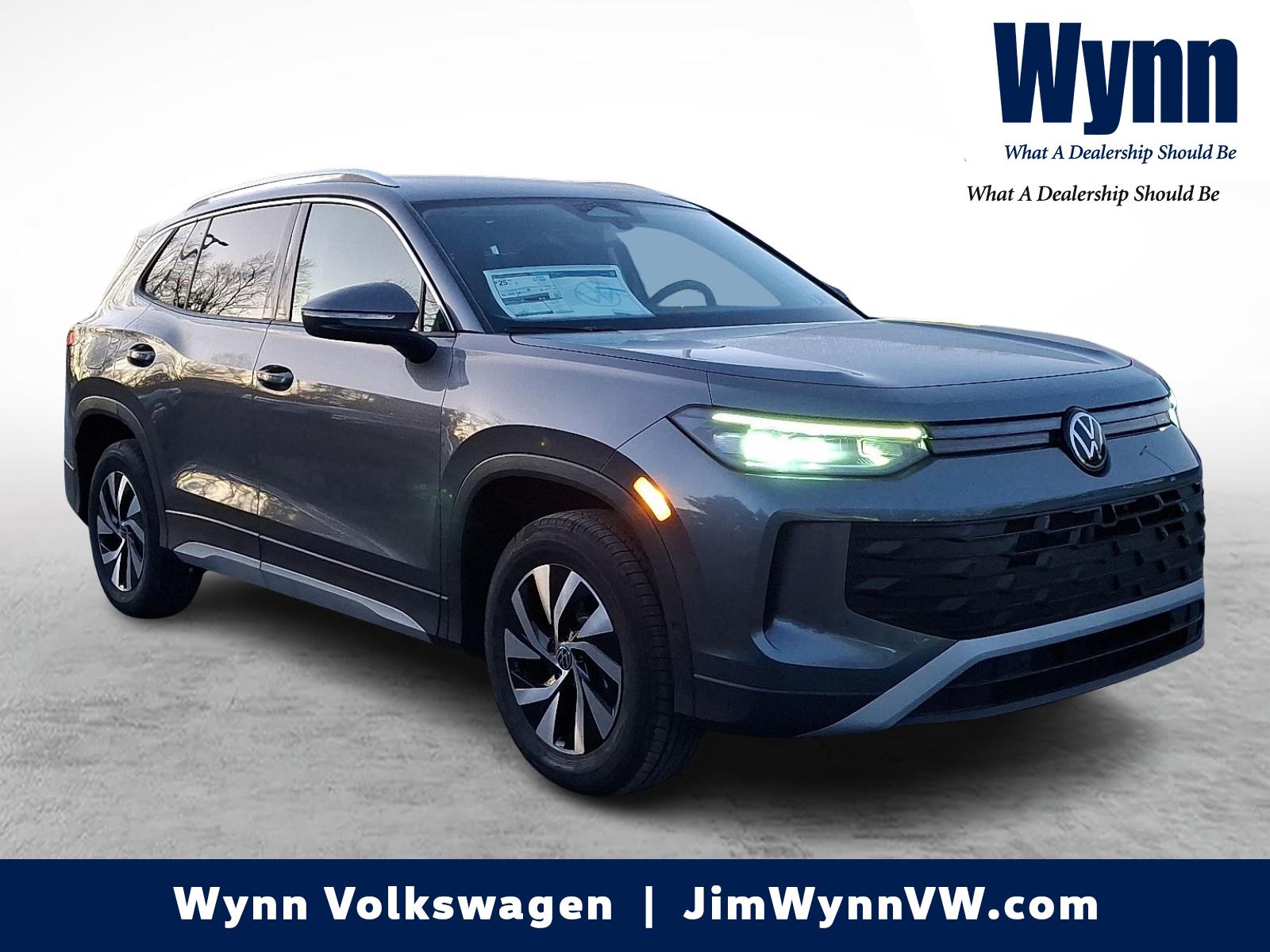 2026 Volkswagen Tiguan S's photo