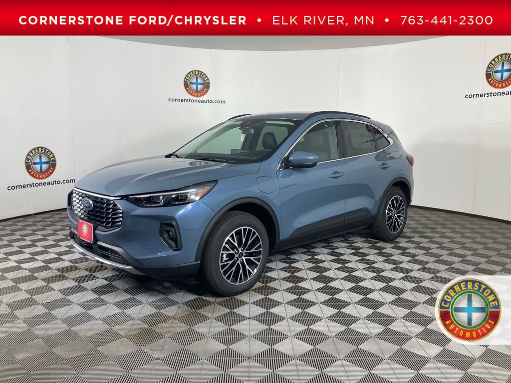 2025 Ford Escape PHEV's photo