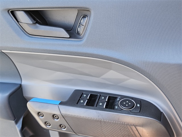 2025 Ford Maverick photo 26