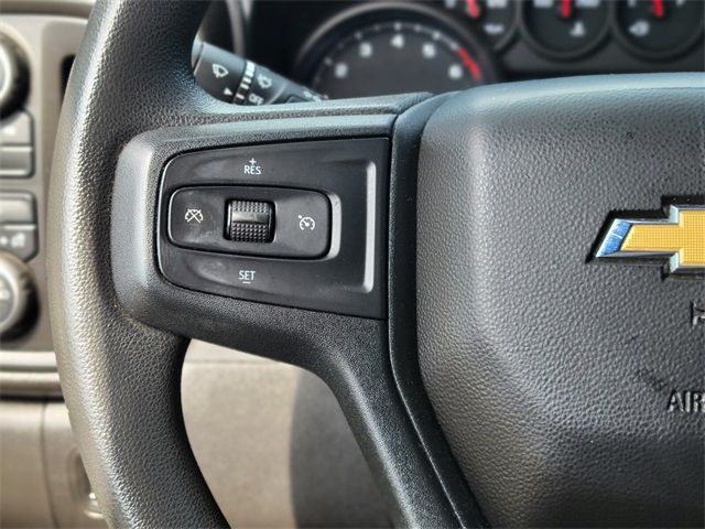 2022 Chevrolet Silverado Custom photo 23
