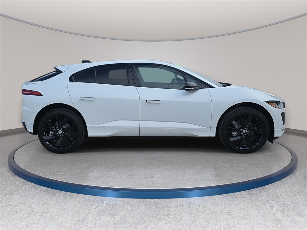 2024 Jaguar I-PACE HSE photo 4