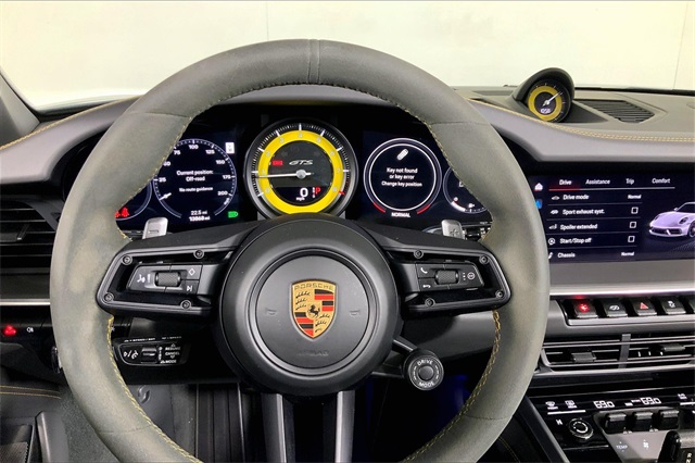 2023 Porsche 911 GTS photo 11