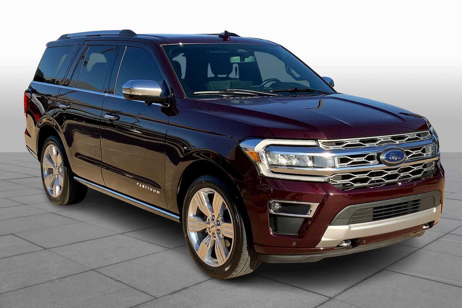 2024 Ford Expedition Platinum photo 2