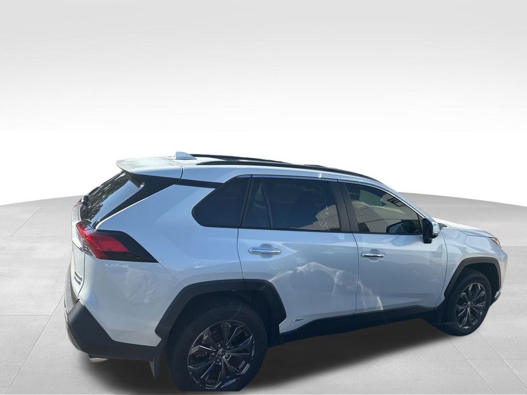2024 Toyota RAV4 Hybrid Limited photo 3