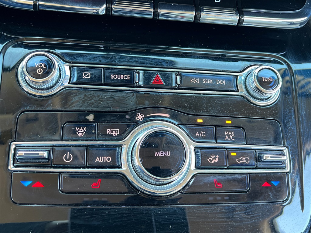 2021 Lincoln Corsair Standard photo 23