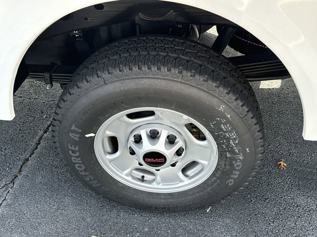 2024 Gmc Sierra 2500 HD Pro photo 17