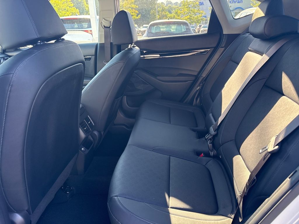 2022 Kia Seltos EX photo 16