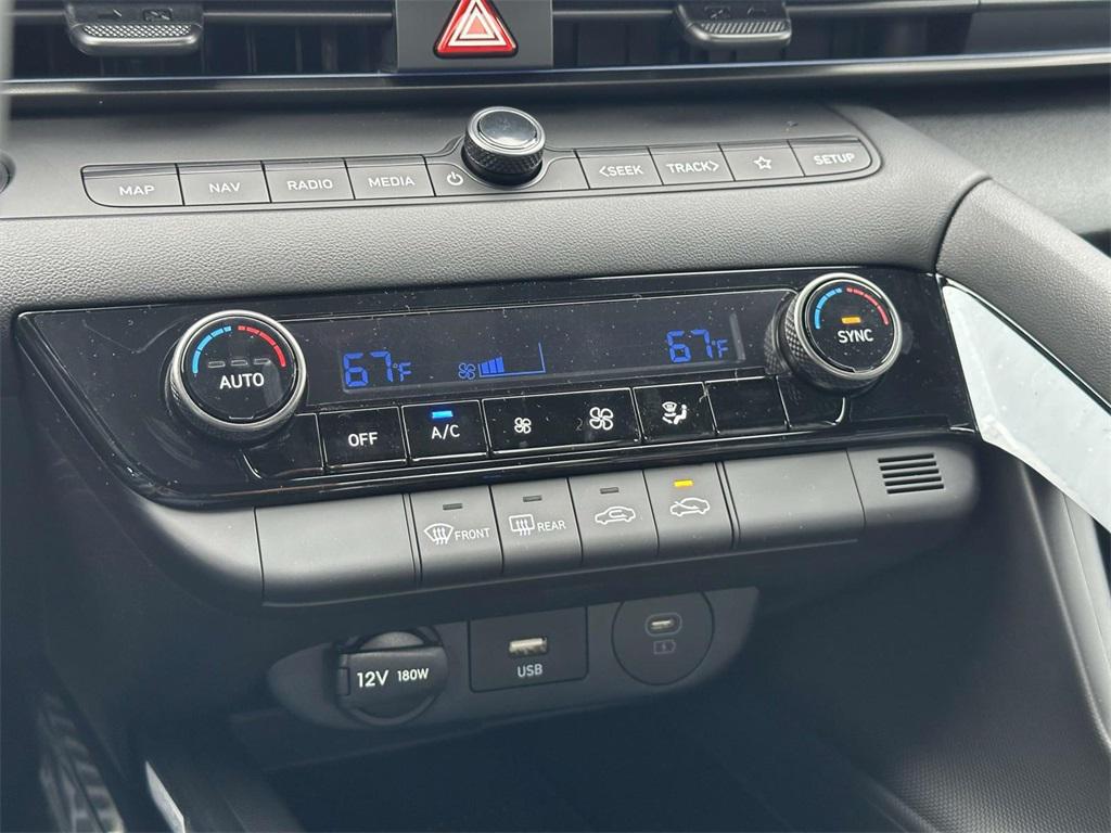 2025 Hyundai Elantra Hybrid SEL Sport photo 4