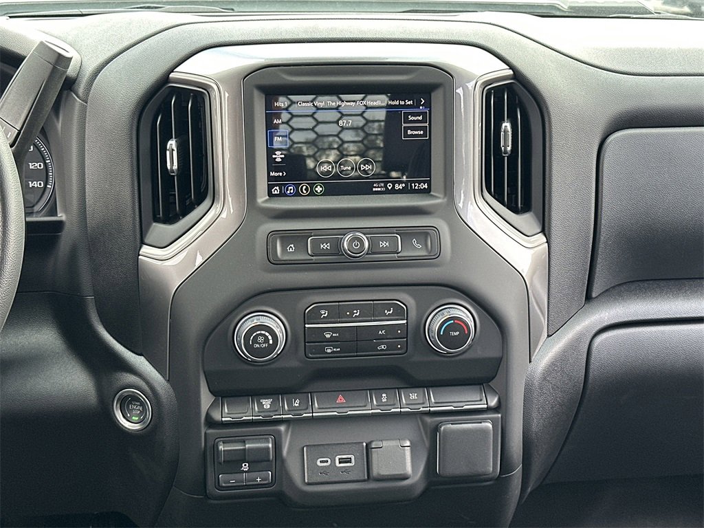 2025 Chevrolet Silverado 3500HD Work Truck photo 3