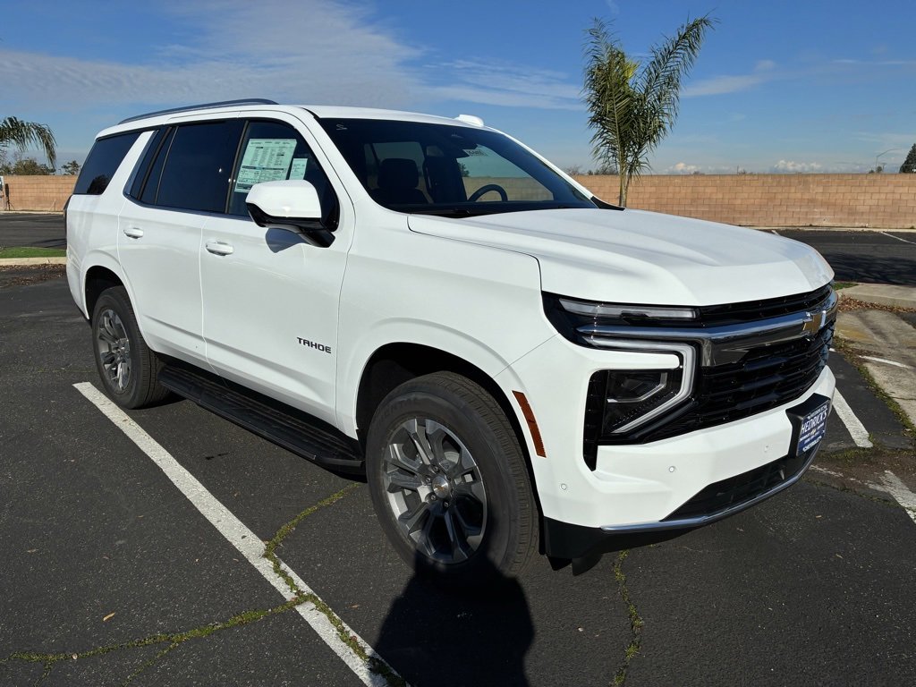 2026 Chevrolet Tahoe LS's photo