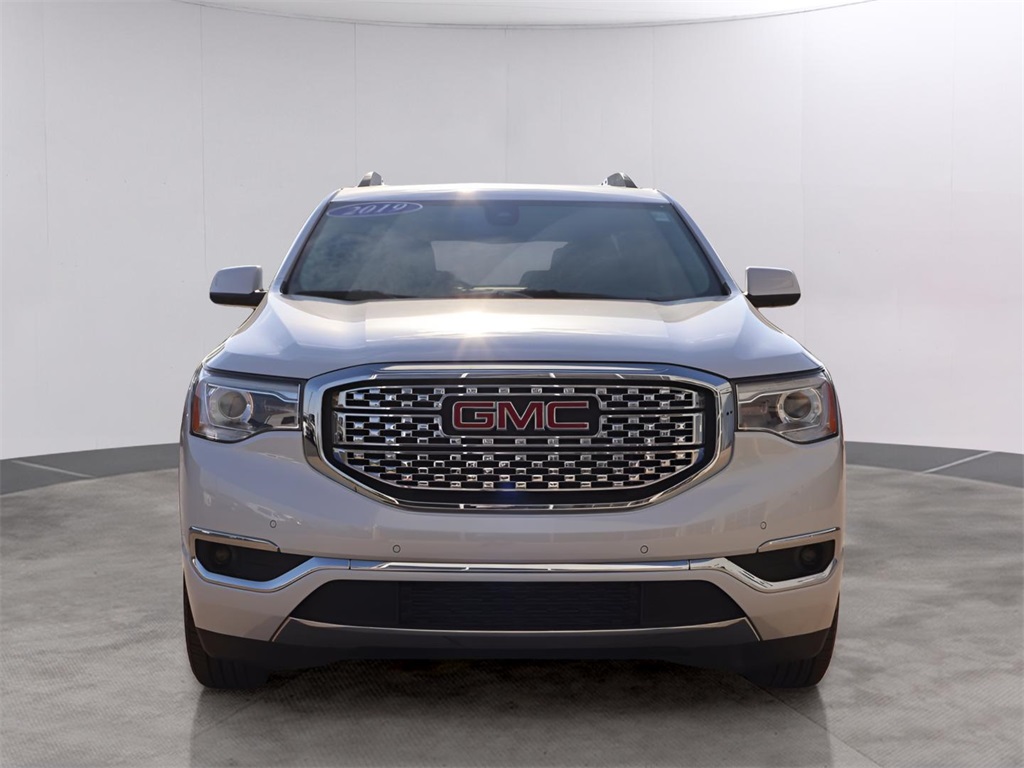 Used 2019 GMC Acadia Denali with VIN 1GKKNXLS1KZ109067 for sale in Kansas City