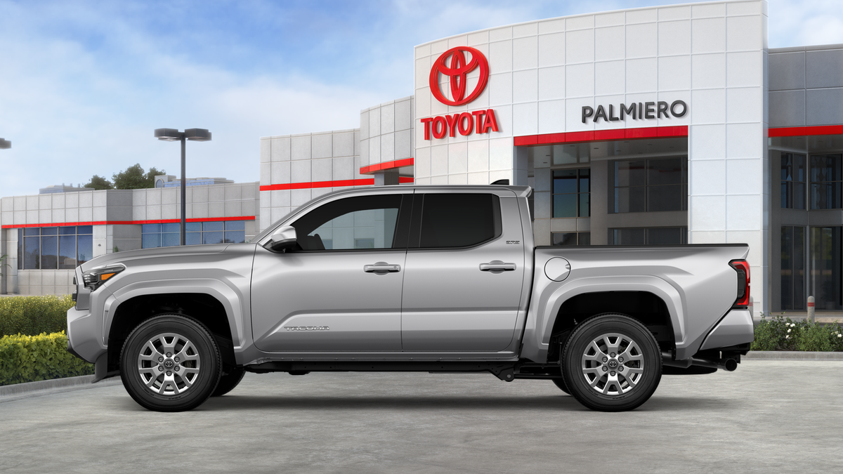2025 Toyota Tacoma SR5 photo 4