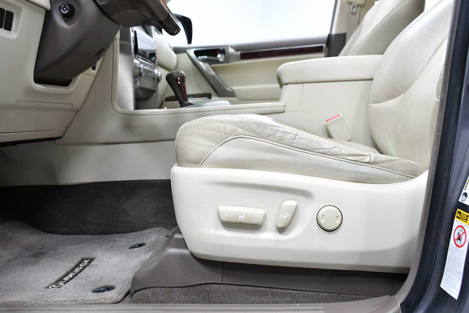 2016 Lexus GX 460 photo 13