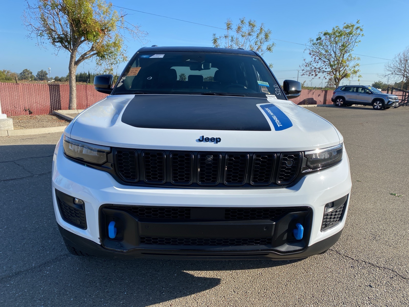 2023 Jeep Grand Cherokee Trailhawk 4xe photo 2
