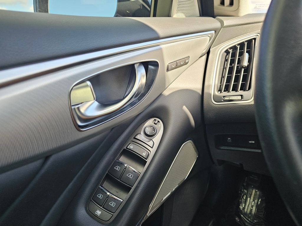 2023 Infiniti Q50 LUXE photo 27