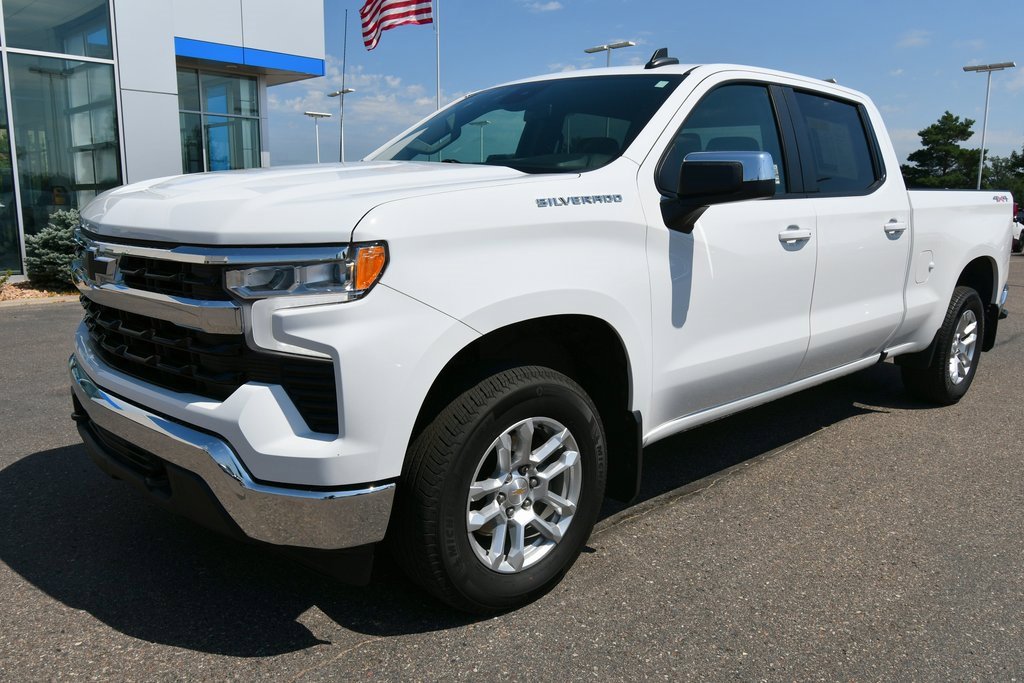 Certified 2023 Chevrolet Silverado 1500 LT with VIN 1GCUDDED1PZ294636 for sale in North Branch, Minnesota