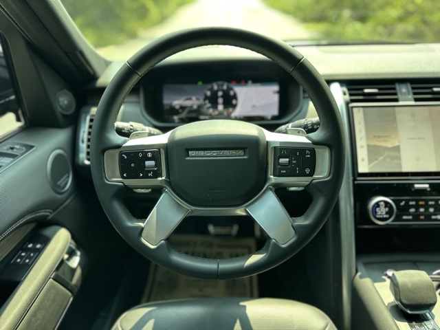 2024 Land Rover Discovery SE photo 27