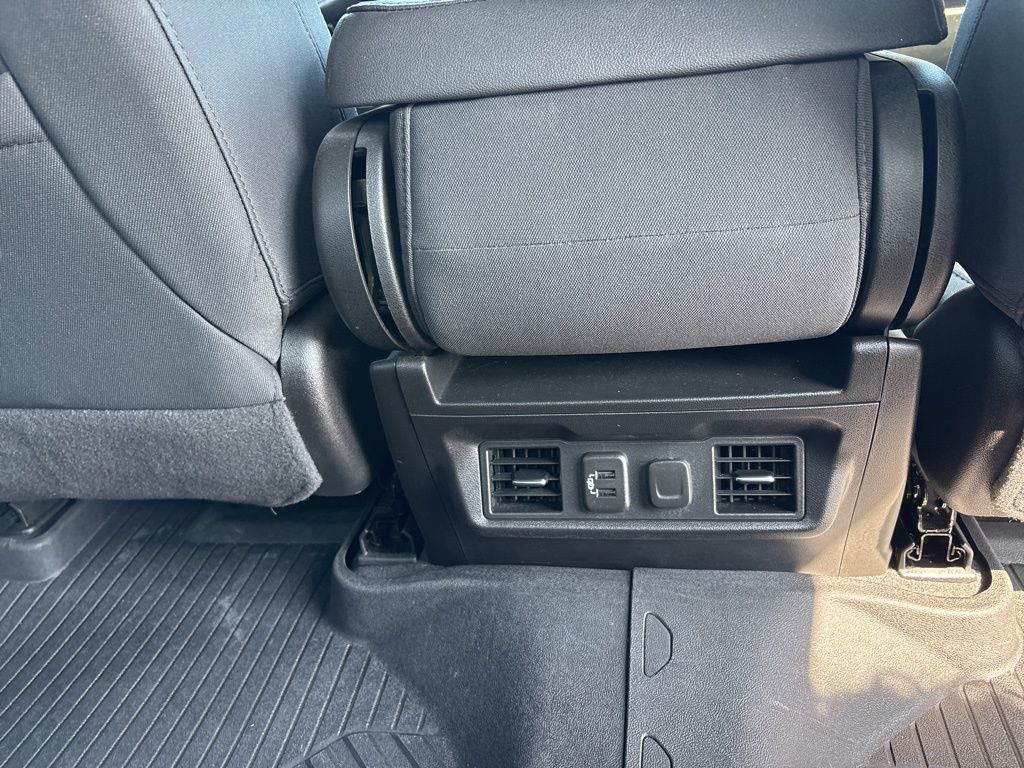 2021 Chevrolet Silverado 1500 RST photo 17