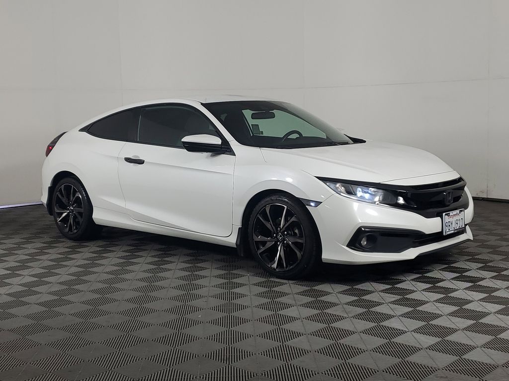2019 Honda Civic Sport photo 2