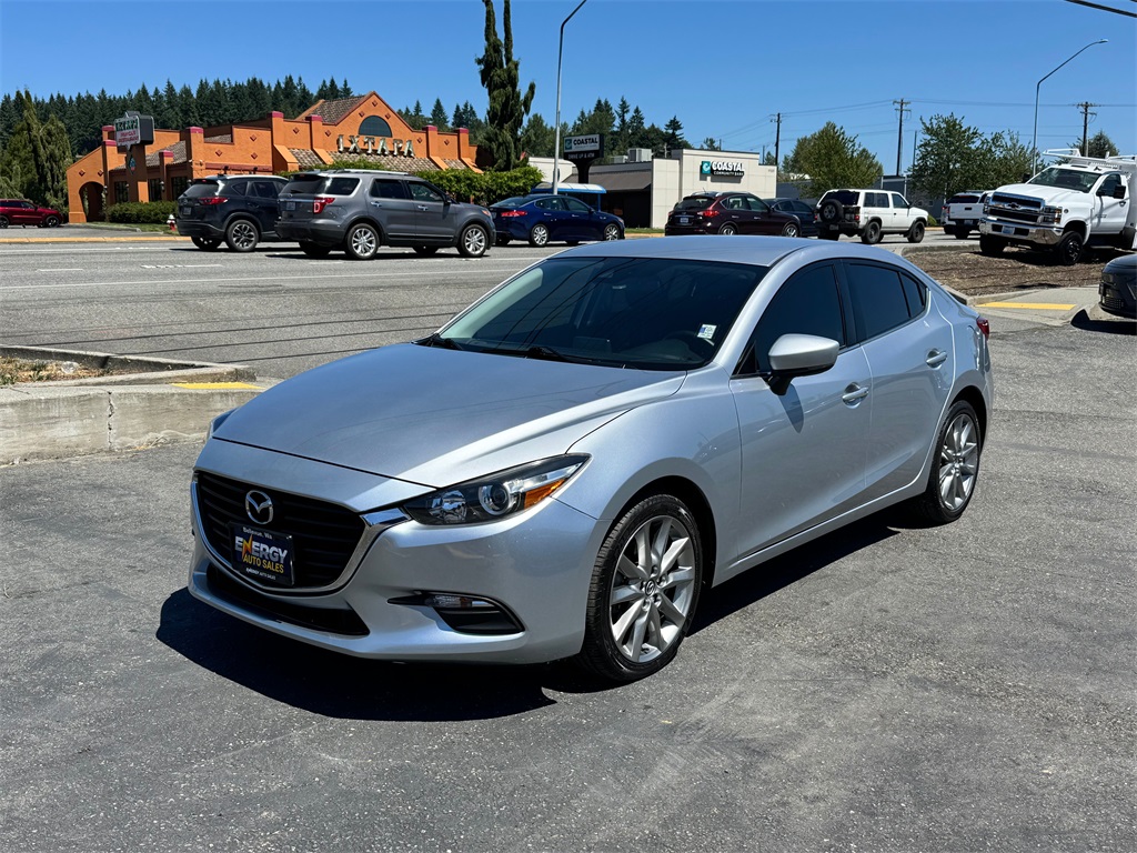 2018 Mazda Mazda3 Touring photo 3