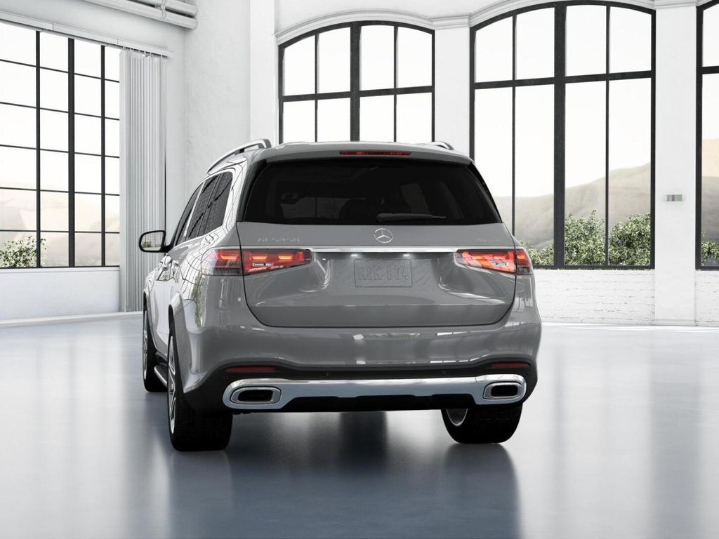 2025 Mercedes Benz GLS 450 4MATIC photo 24