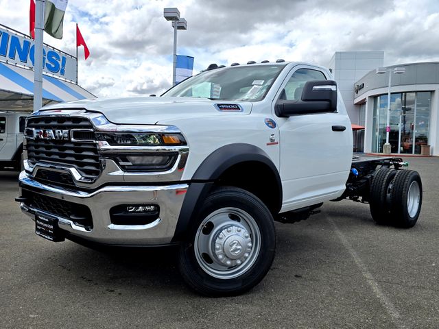 2026 Ram 4500 Tradesman photo 3