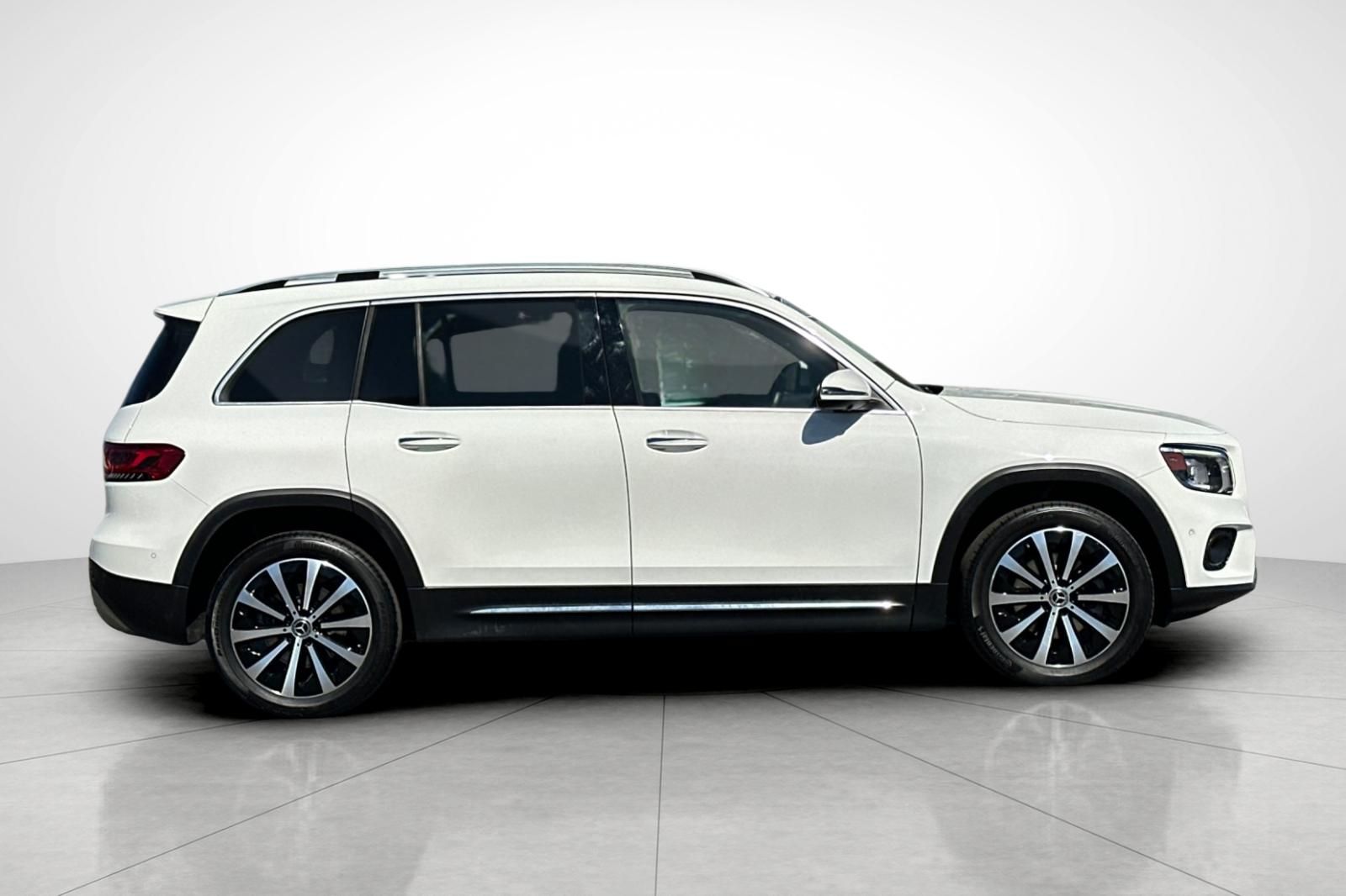 2022 Mercedes Benz GLB 250 photo 28