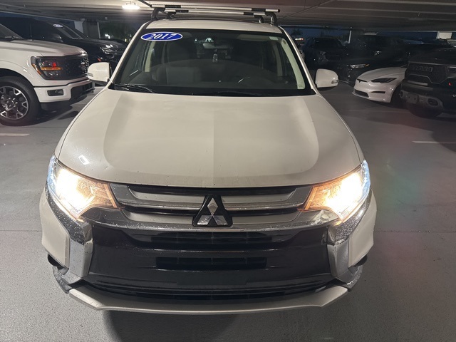 Used 2017 Mitsubishi Outlander SE with VIN JA4AD3A37HZ067621 for sale in Delray Beach, FL