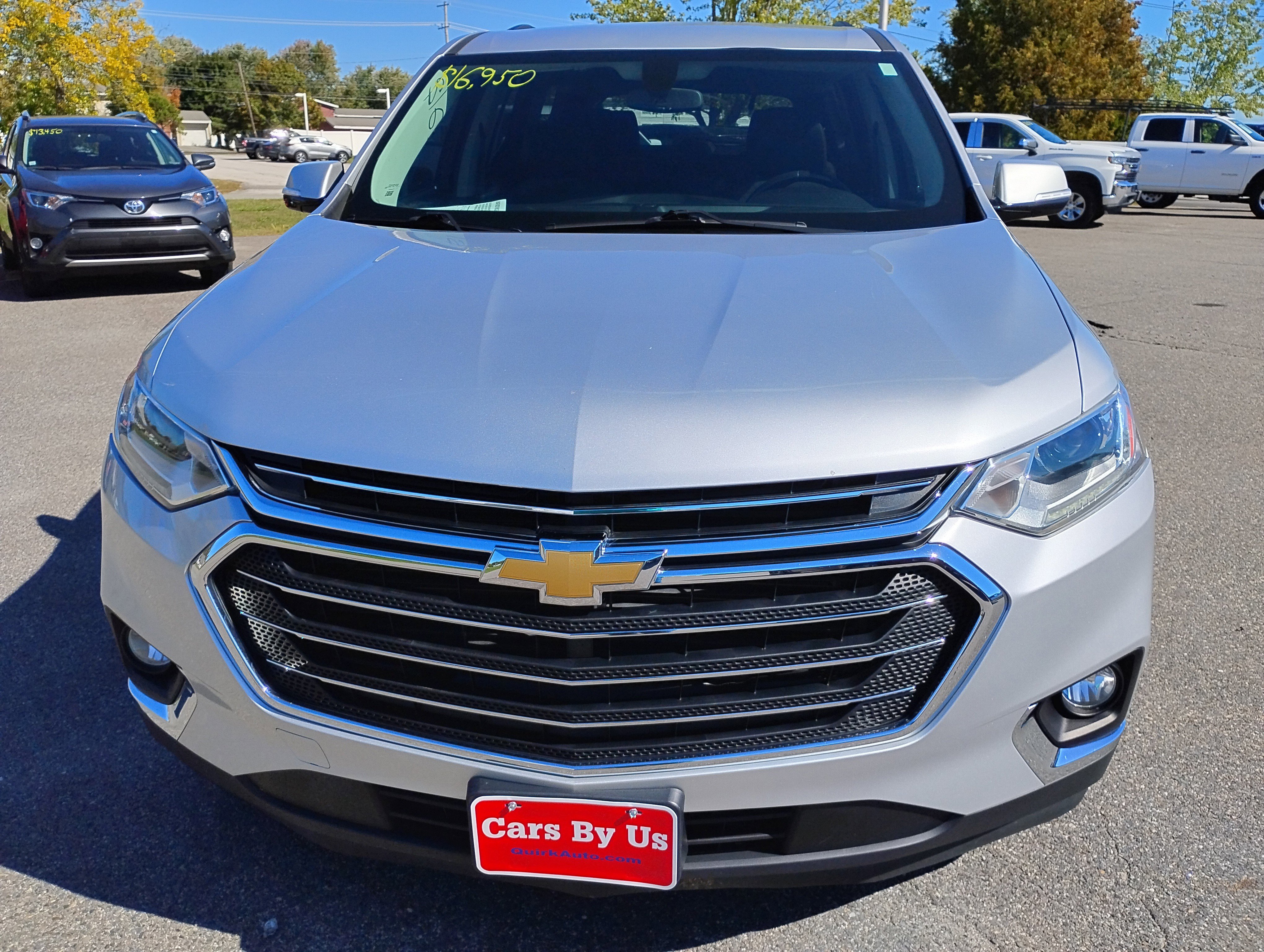 Used 2018 Chevrolet Traverse 1LT with VIN 1GNEVGKW3JJ237988 for sale in Bangor, ME
