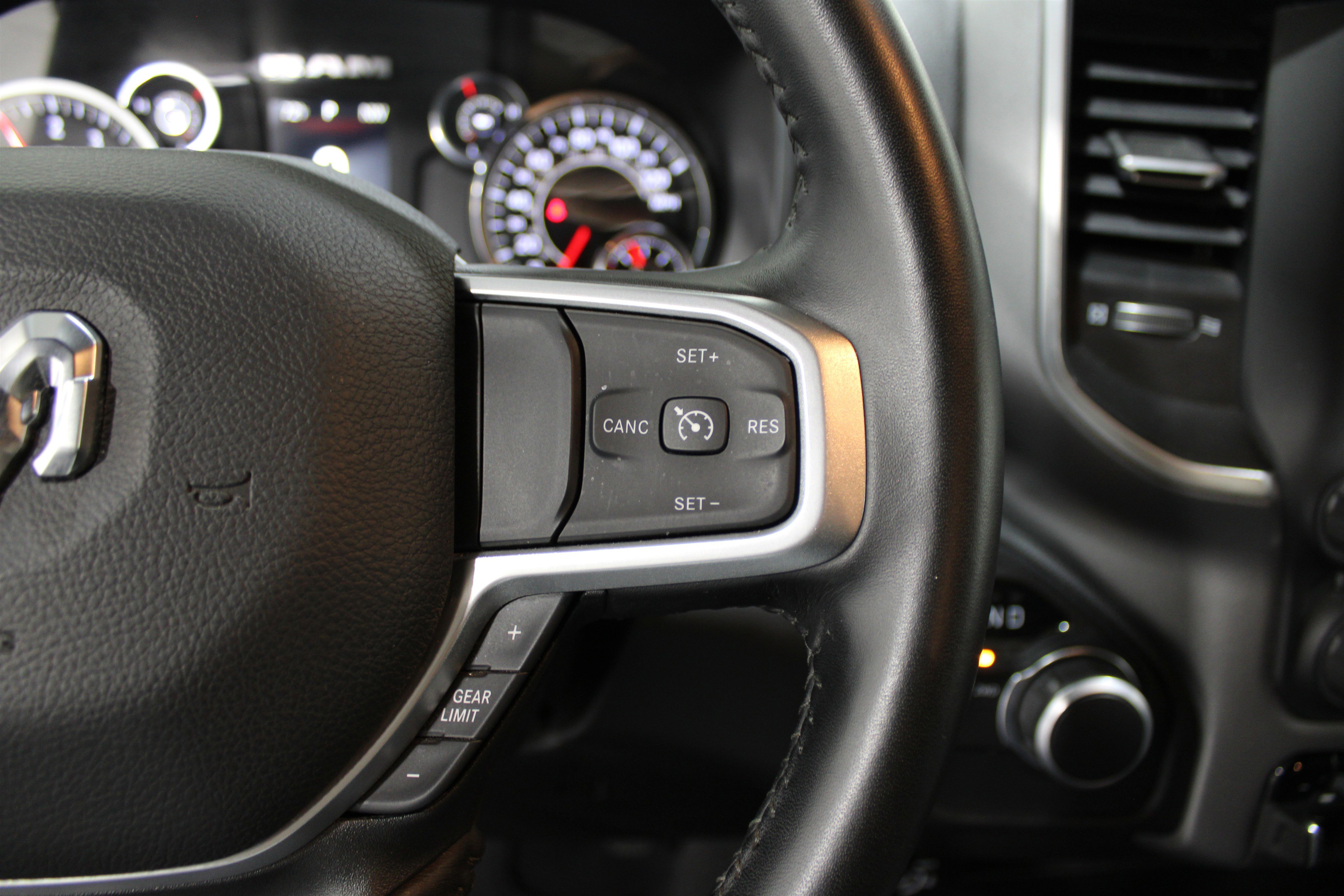 2024 Ram 2500 Big Horn photo 9