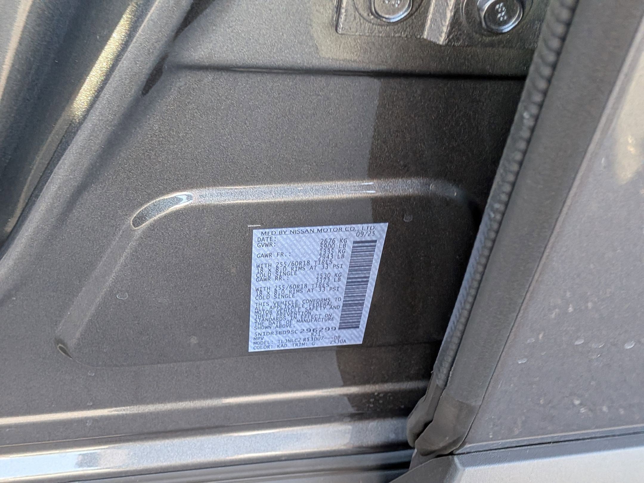 2025 Nissan Pathfinder SV photo 25