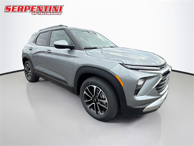 2026 Chevrolet Trailblazer LT photo 3