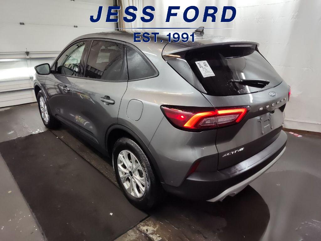 2025 Ford Escape Active photo 2