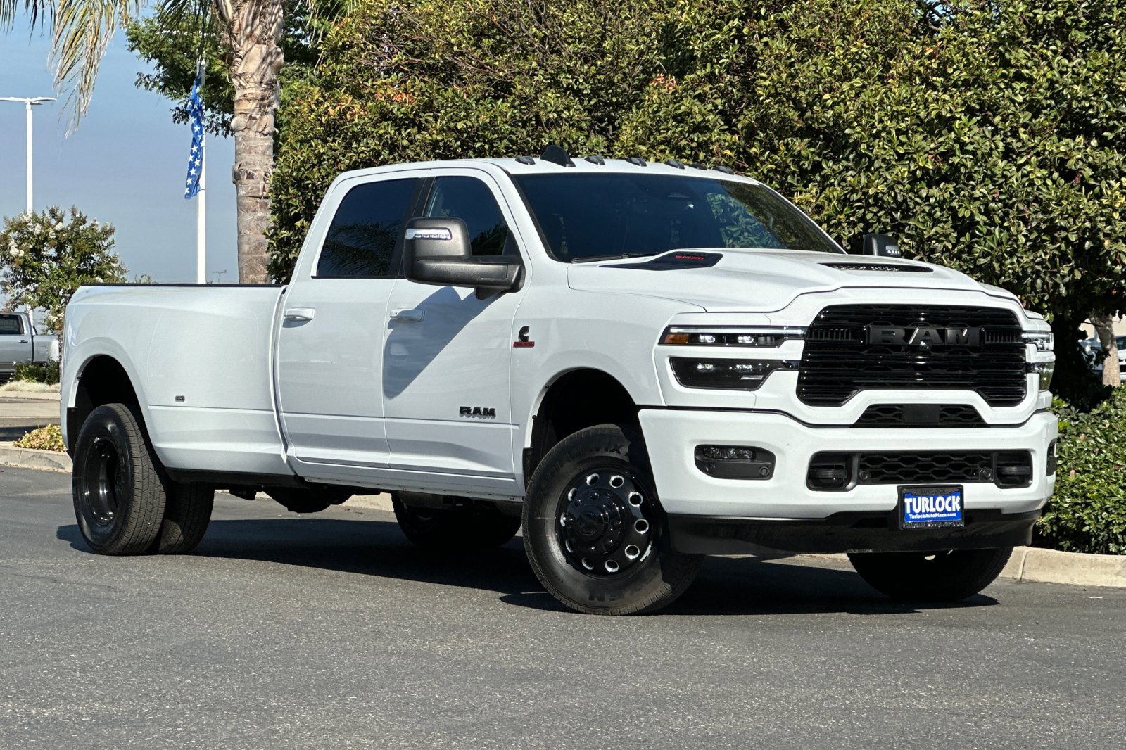 2026 Ram 3500 Laramie photo 2