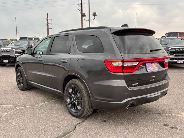 2025 Dodge Durango R/T Plus photo 3