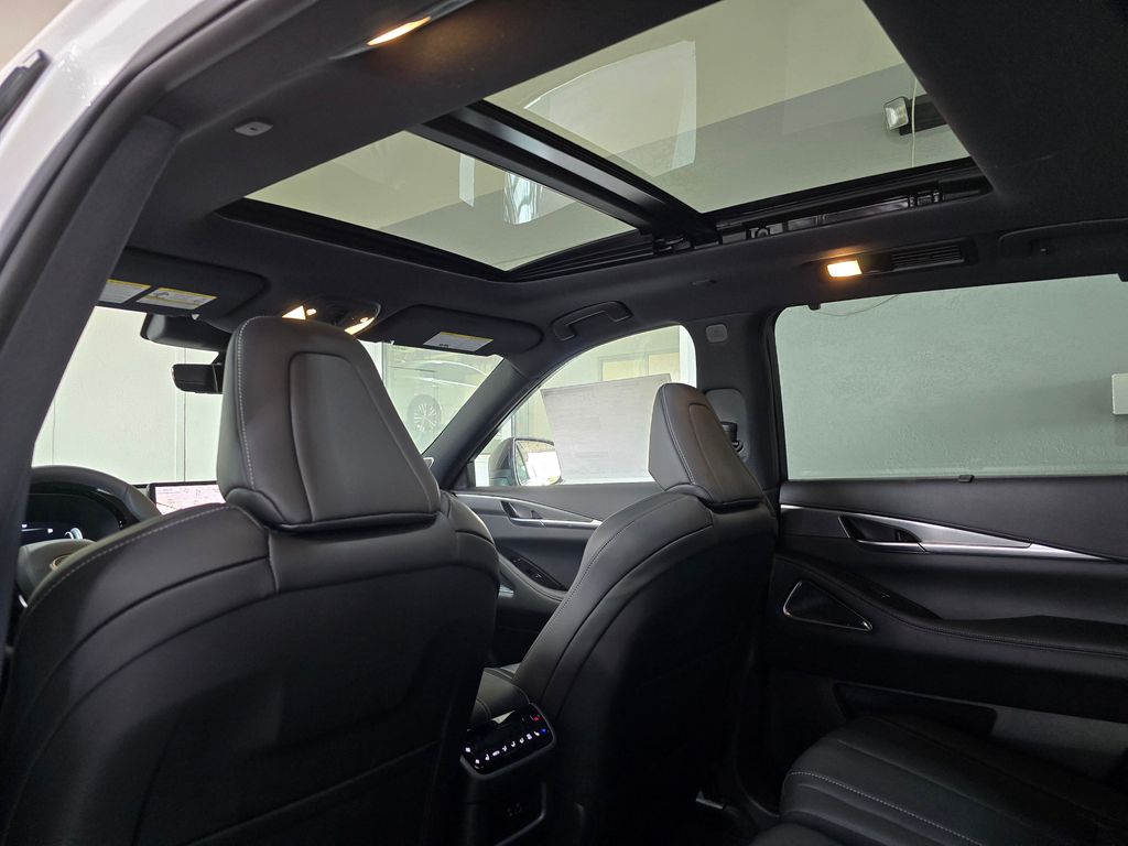 2025 Infiniti QX60 Luxe AWD photo 23