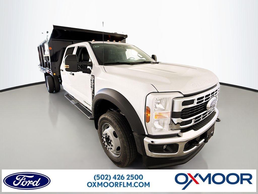 2026 Ford F-550 Super Duty Chassis Cab XL's photo