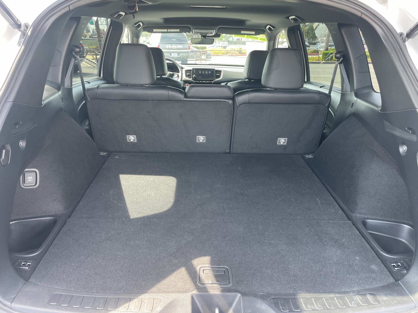 2023 Honda Passport Elite photo 23