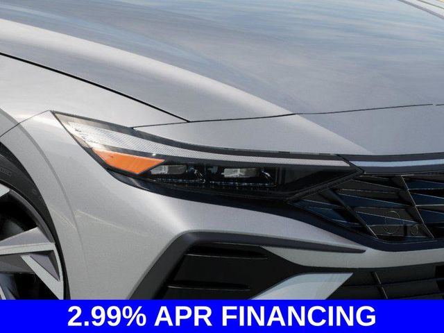 2025 Hyundai Elantra Limited photo 8