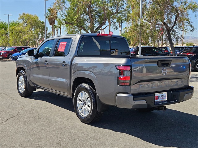 2024 Nissan Frontier SV photo 8