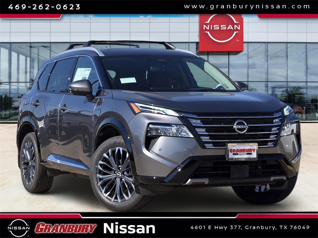 2026 Nissan Rogue Platinum's photo