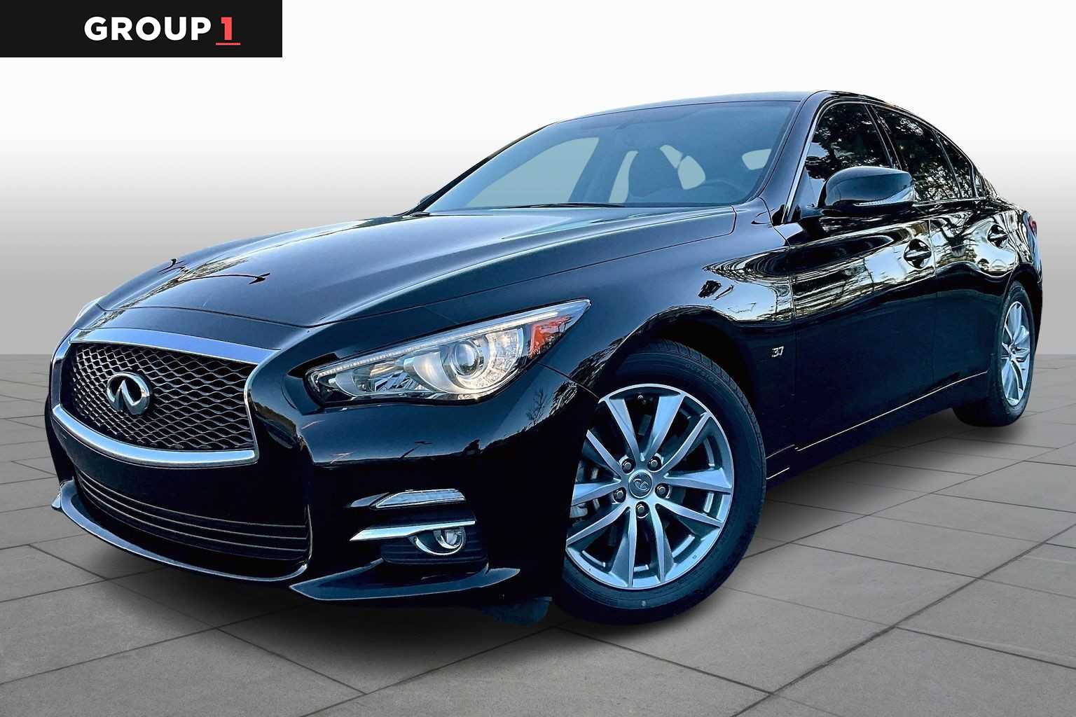 2015 INFINITI Q50
