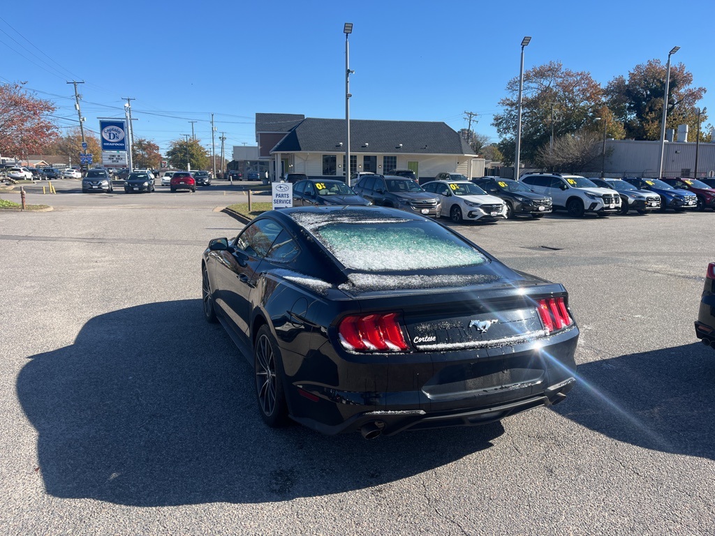 2018 Ford Mustang EcoBoost photo 3