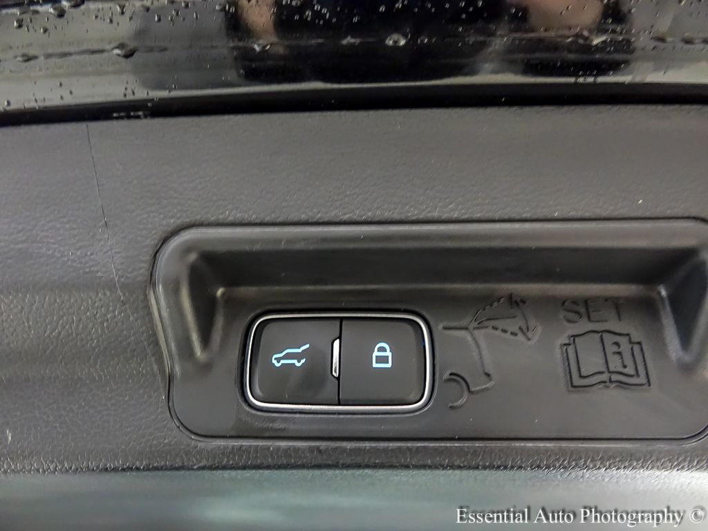 2022 FORD EXPLORER - Image 25