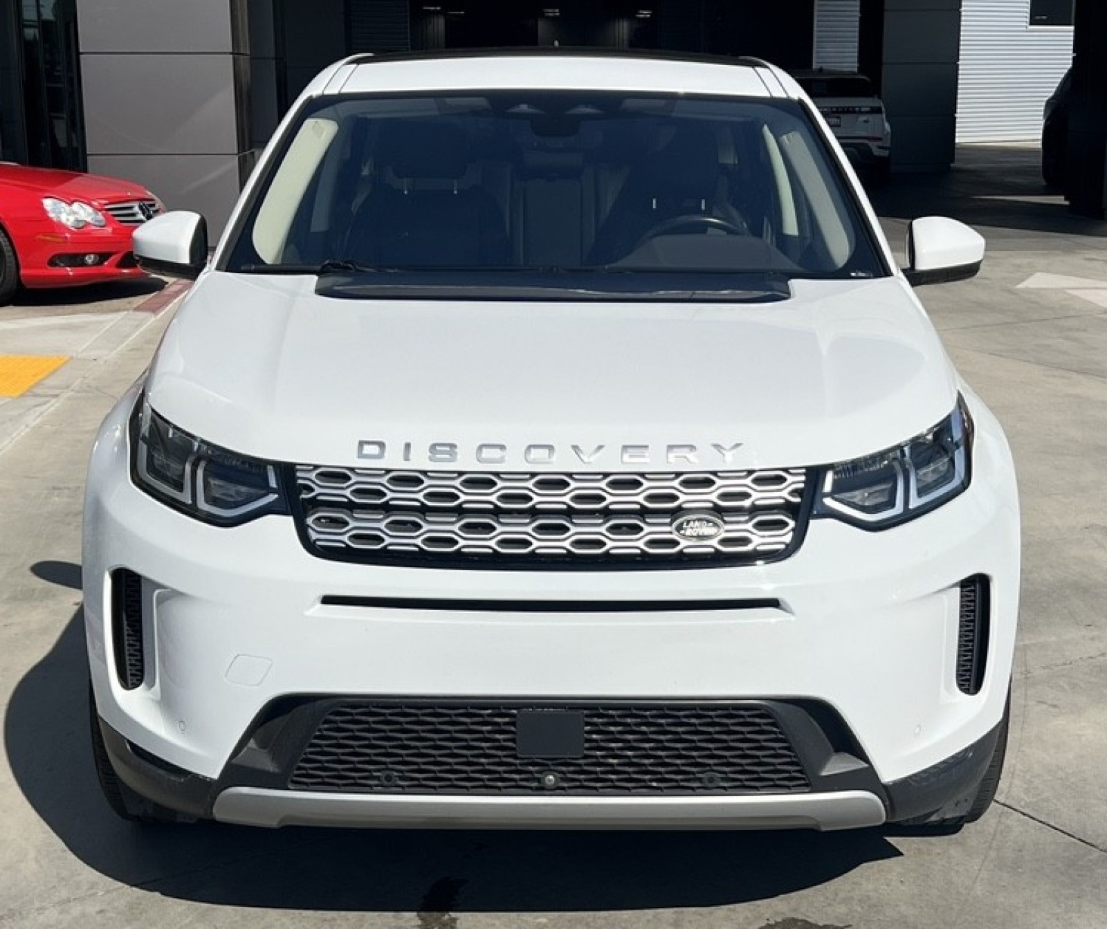 2021 Land Rover Discovery Sport S photo 2