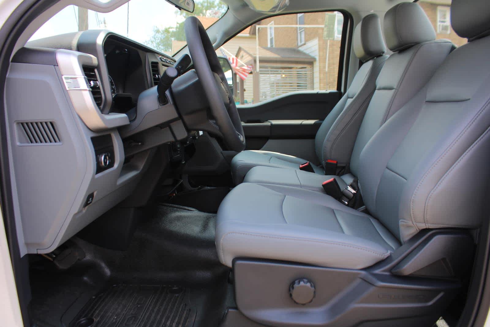 2024 Ford F-450 XL photo 11