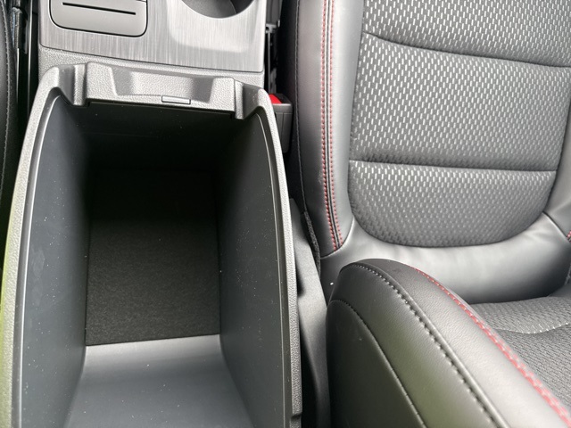 2025 Ford Escape ST-Line photo 20