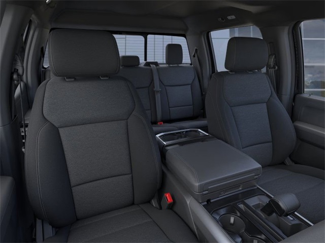 2025 Ford F-150 XLT photo 8
