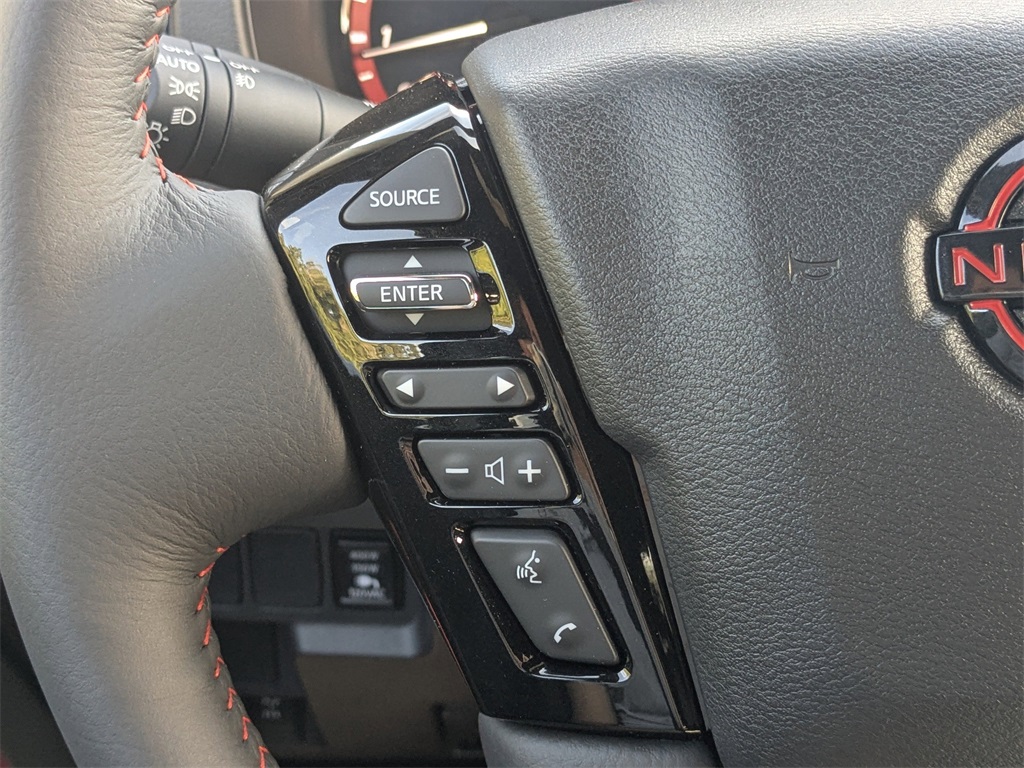 2026 Nissan Frontier PRO-4X photo 23